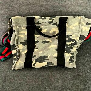 Small Camo bucket bag with crossbody strap